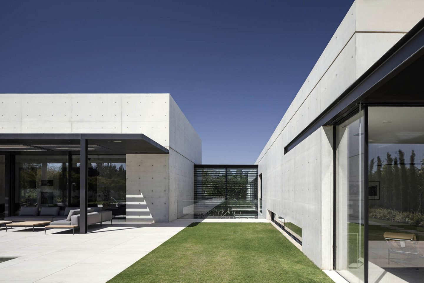 iGNANT_Architecture_House_In_Rishpon_Studio_De_Lange_12