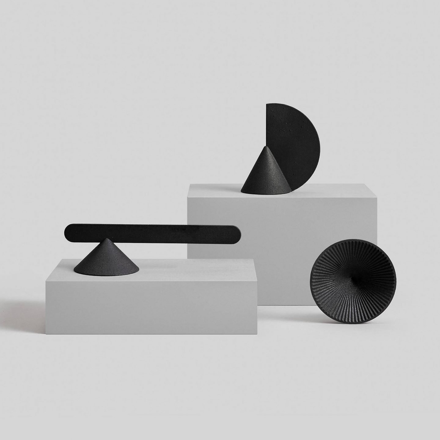 iGNANT_Design_Geometric_Candle_Snuffers_OTHR_h