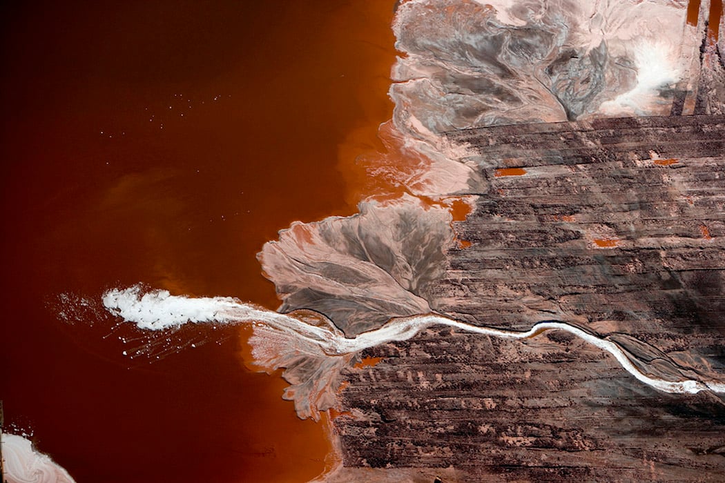 J. Henry Fair Photographs Toxic Waste