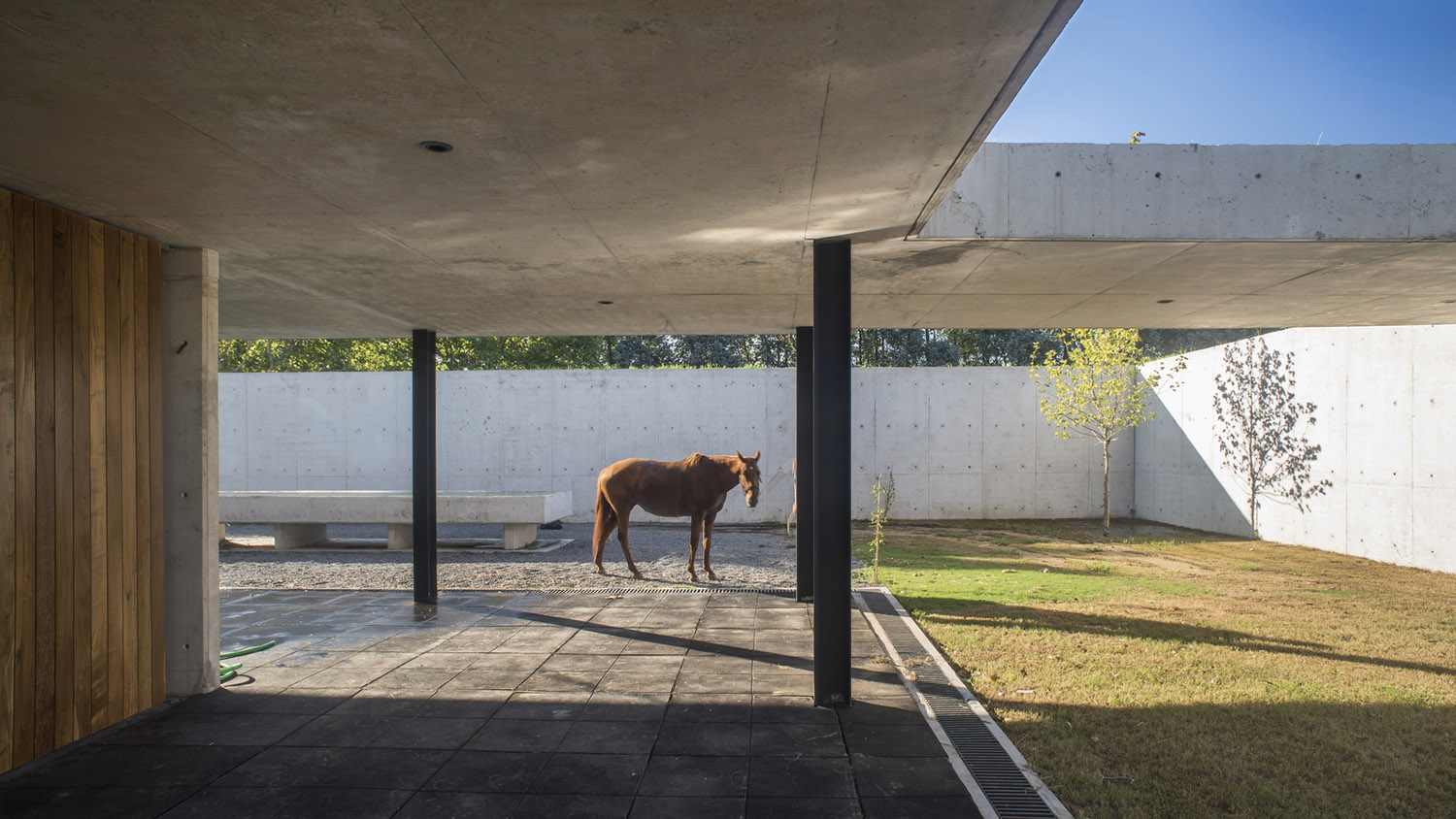 Architecture_FiguerasStables_EstudioRamos_21