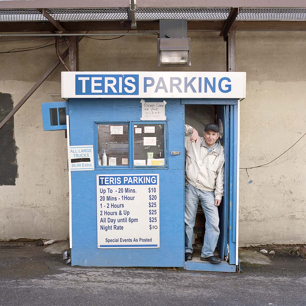 Photography_PittsburghParkingLotBooths_TomMJohnson_10