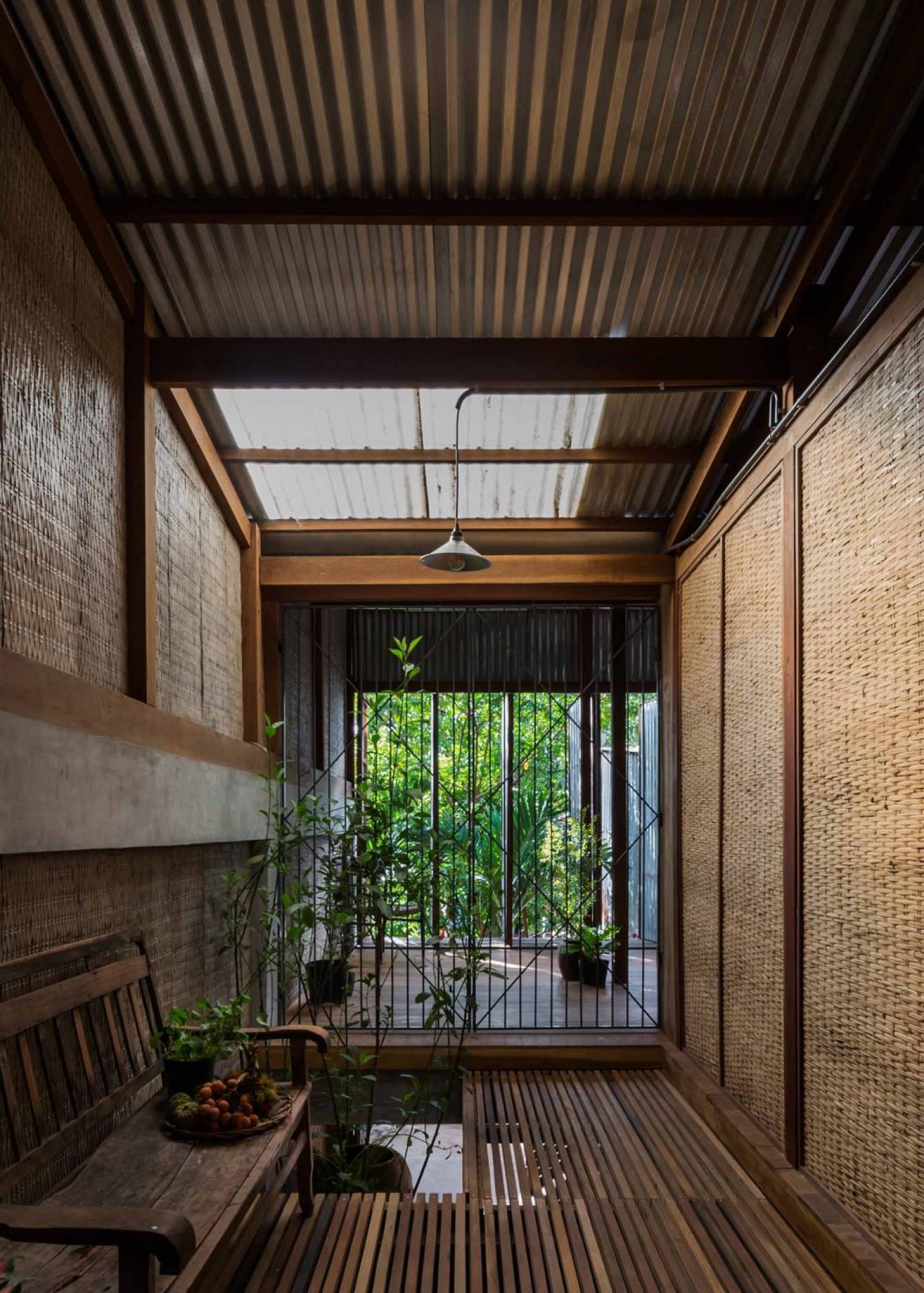 iGNANT_Architecture_House_In_Chau_Doc_NISHIZAWAARCHITECTS_22