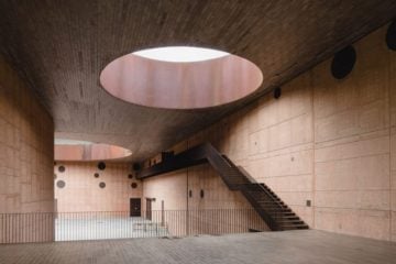 Ora Ito's Sculptural Staircase In LVMH Office - IGNANT