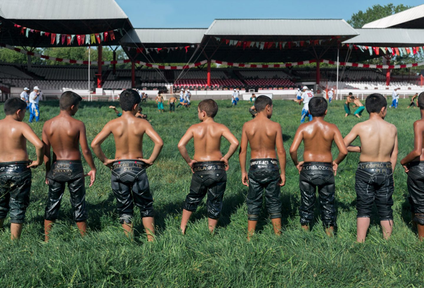 Photography_BenMcNutt_OilWrestling_04