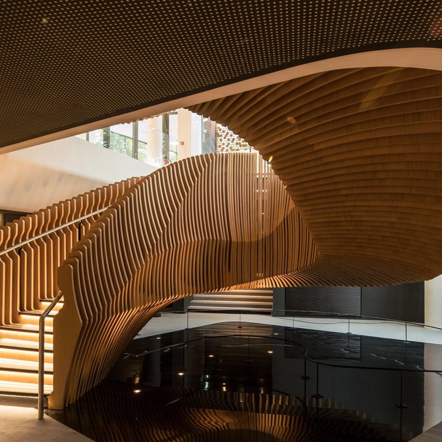 ORA-ÏTO - Escalier monumental à Paris