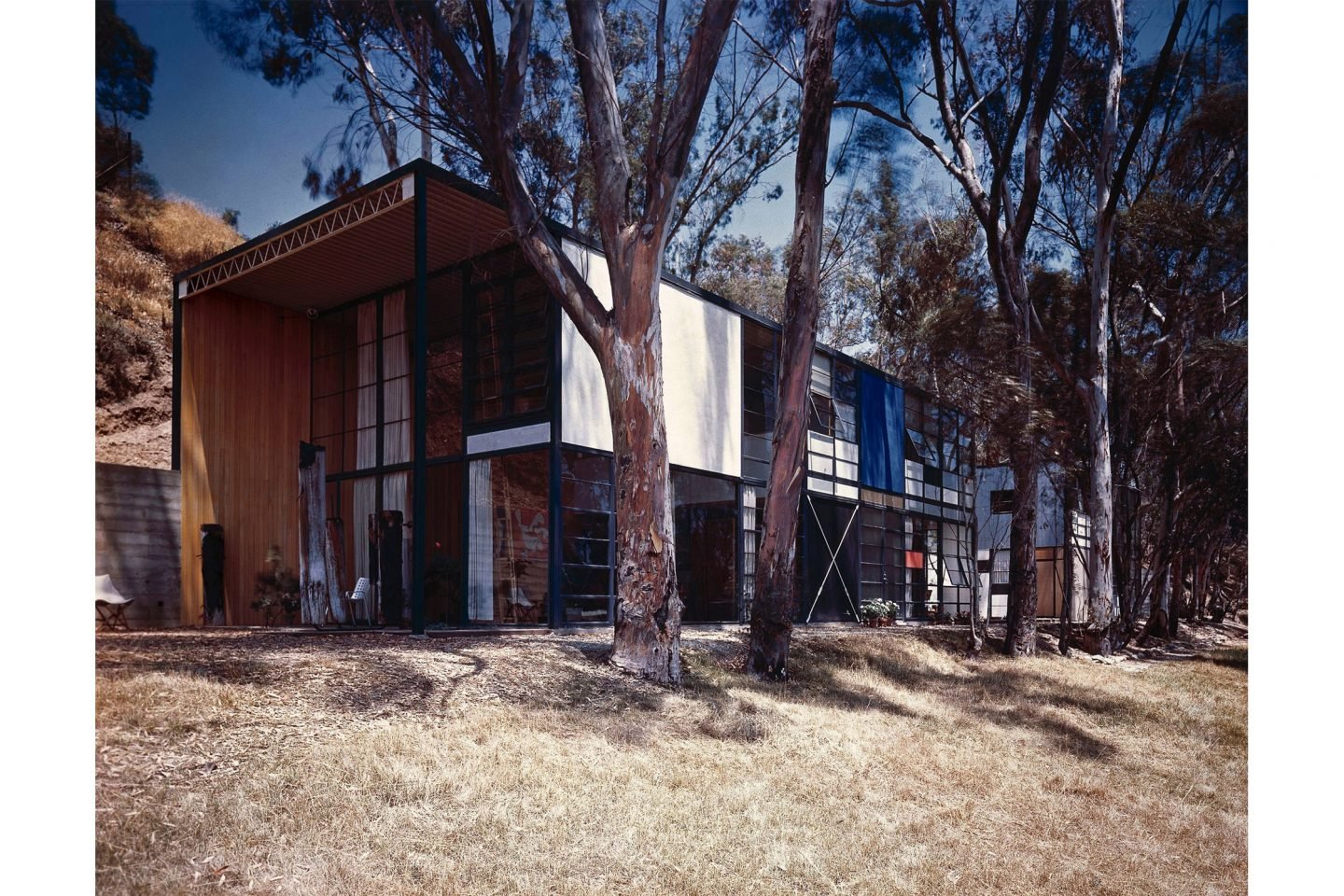 An Eames Celebration. Eames House, 1950. ∏ J. Paul Getty Trust