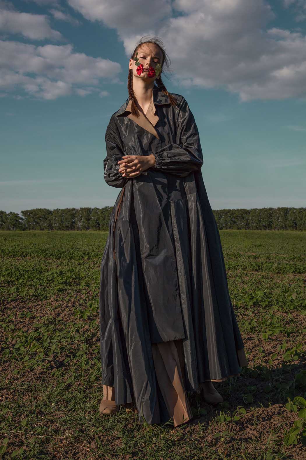 Fashion- LaraQuint-The Amish-13