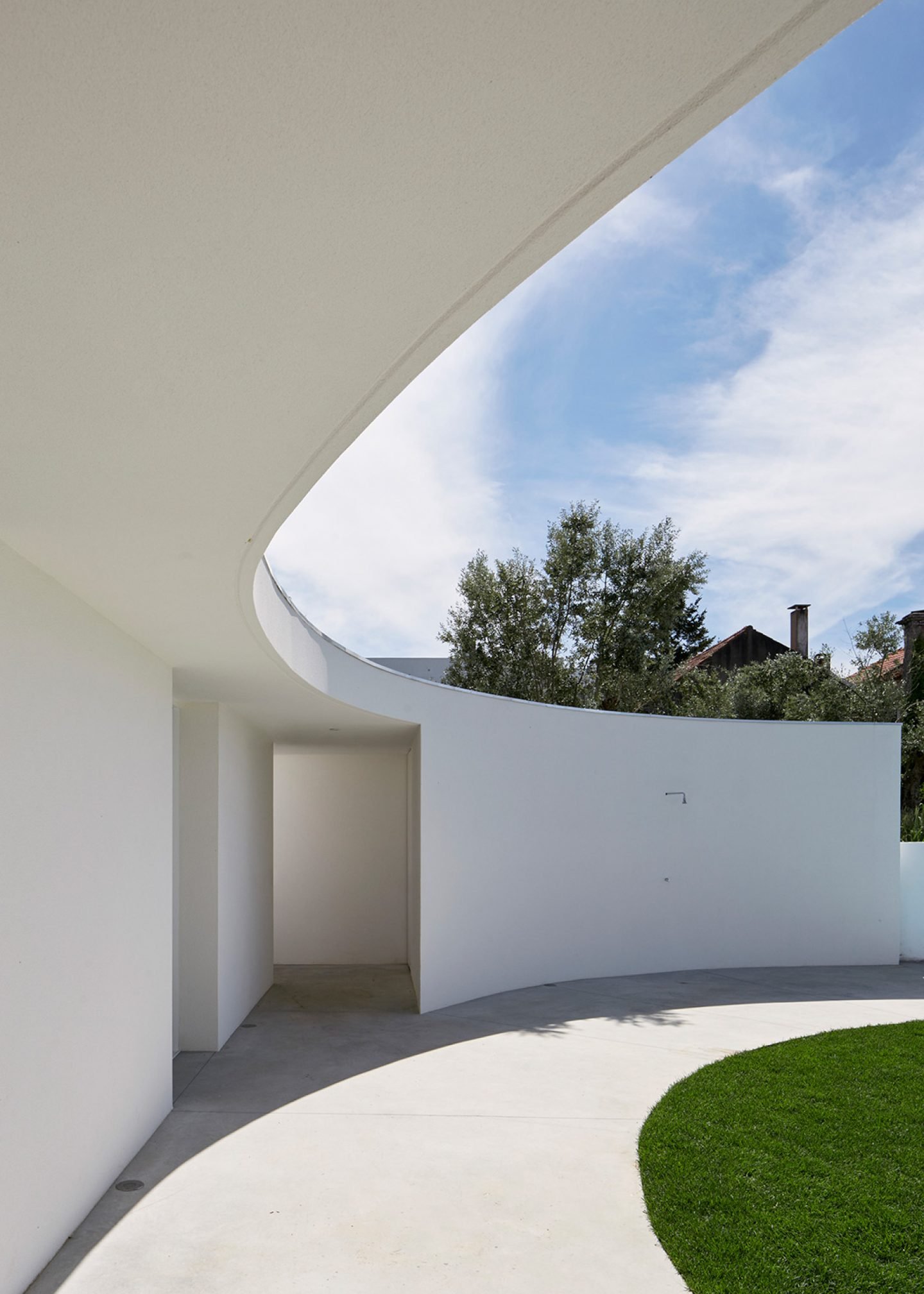 iGNANT-Architecture-Ansiao-House-Bruno-Dias-Arquitectura-5