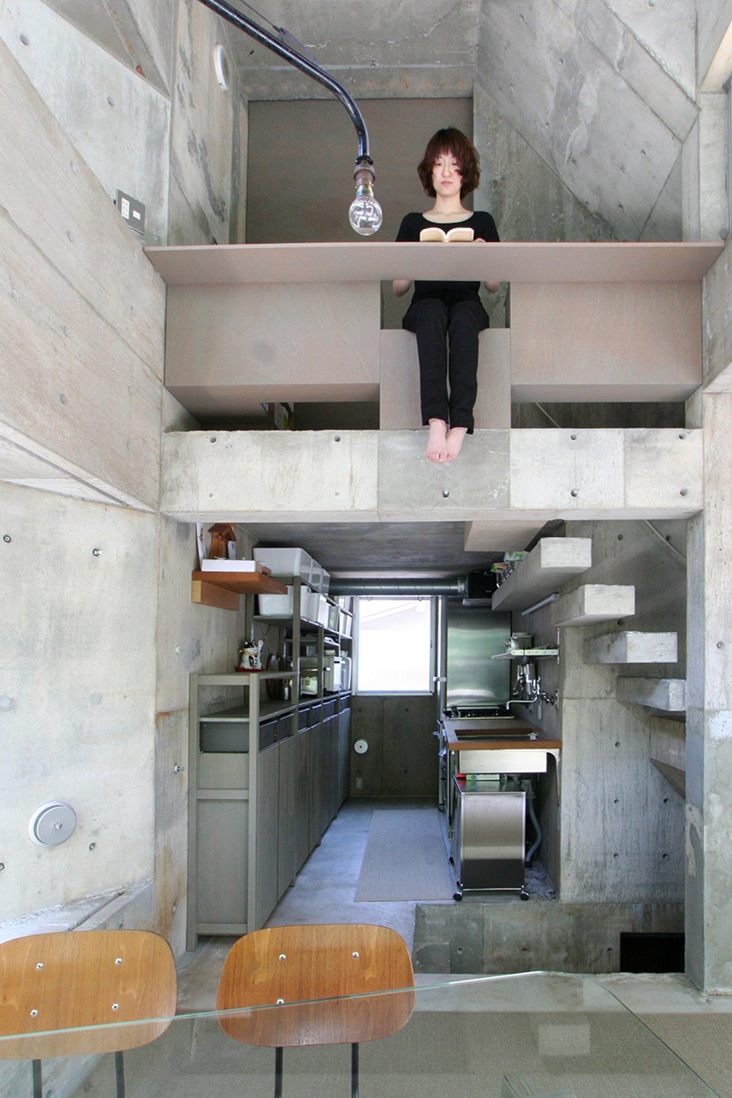 iGNANT-Architecture-Shinsuke-Fuji-Architects-Oriel-Window-House-Office-Japan-006