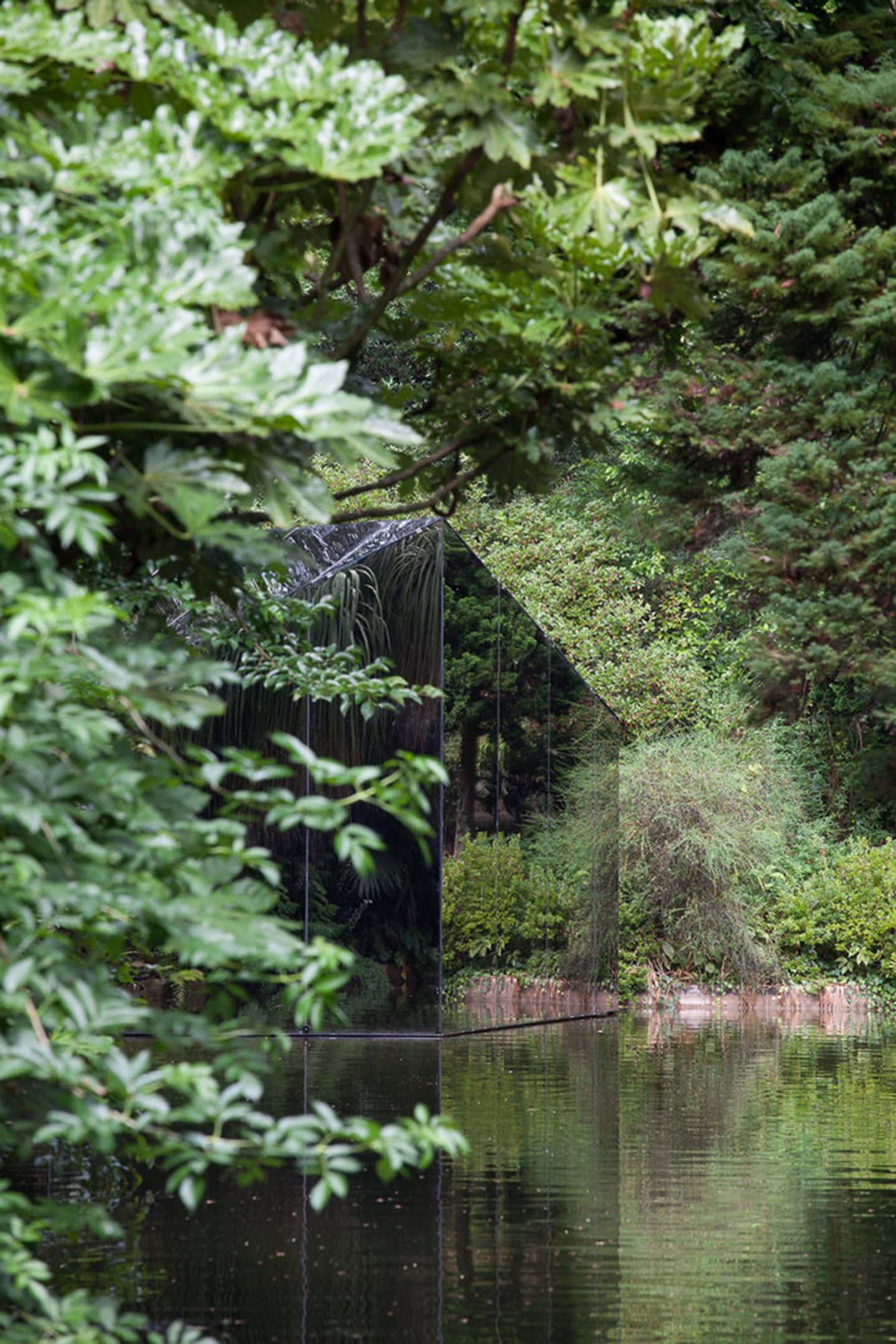 iGNANT-Architecture-DepA-Serralves-Liquid-Pavilion-022