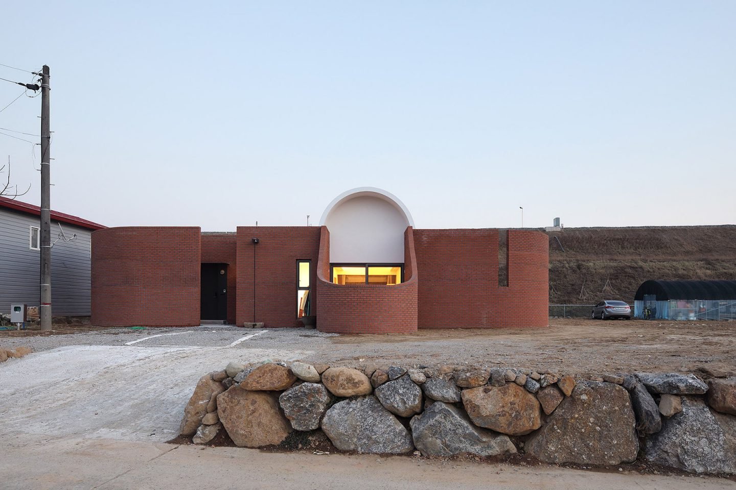 iGNANT-Architecture-Obba-Vault-House-003