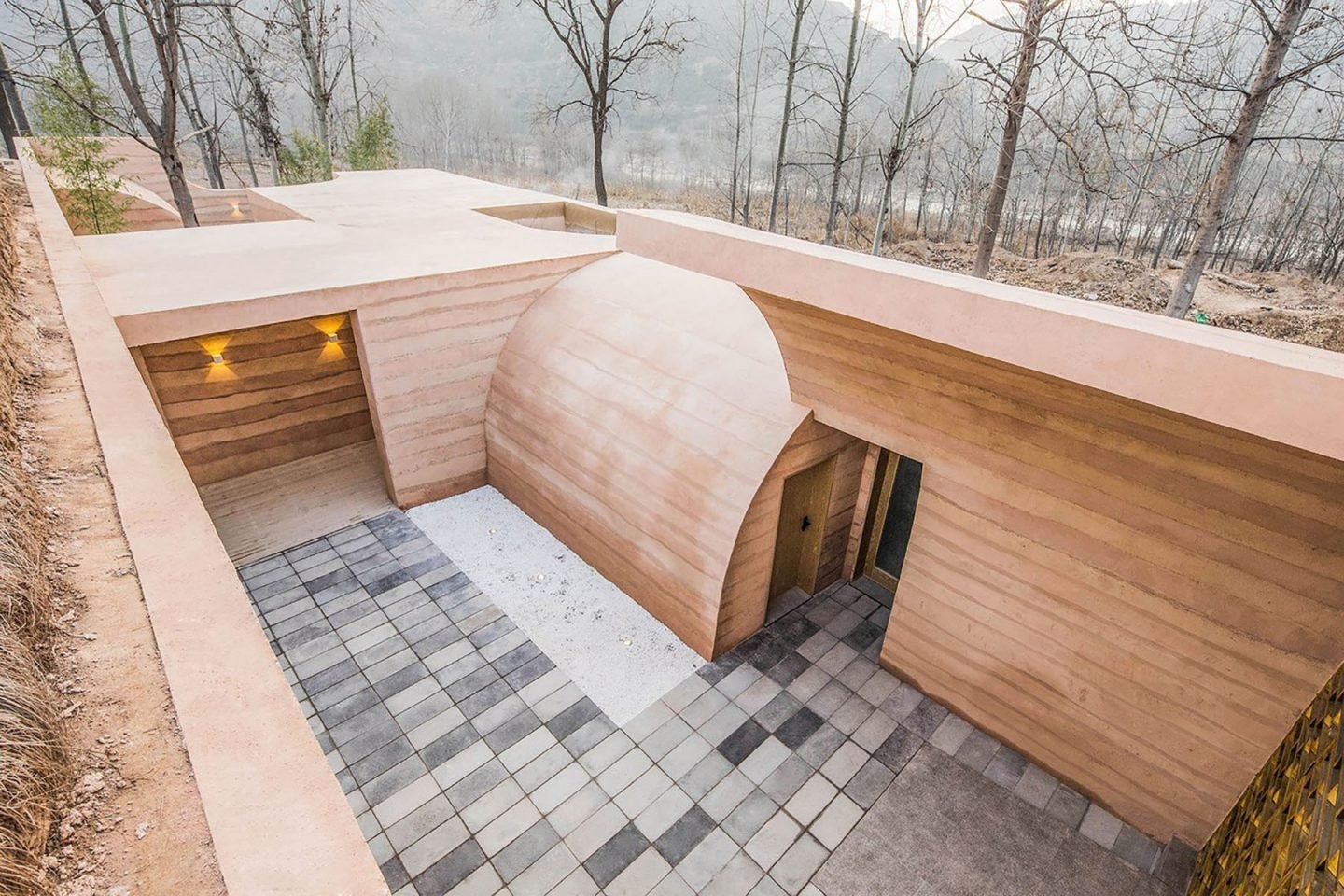iGNANT-Architecture-hyperSity-The-Cave-House-09