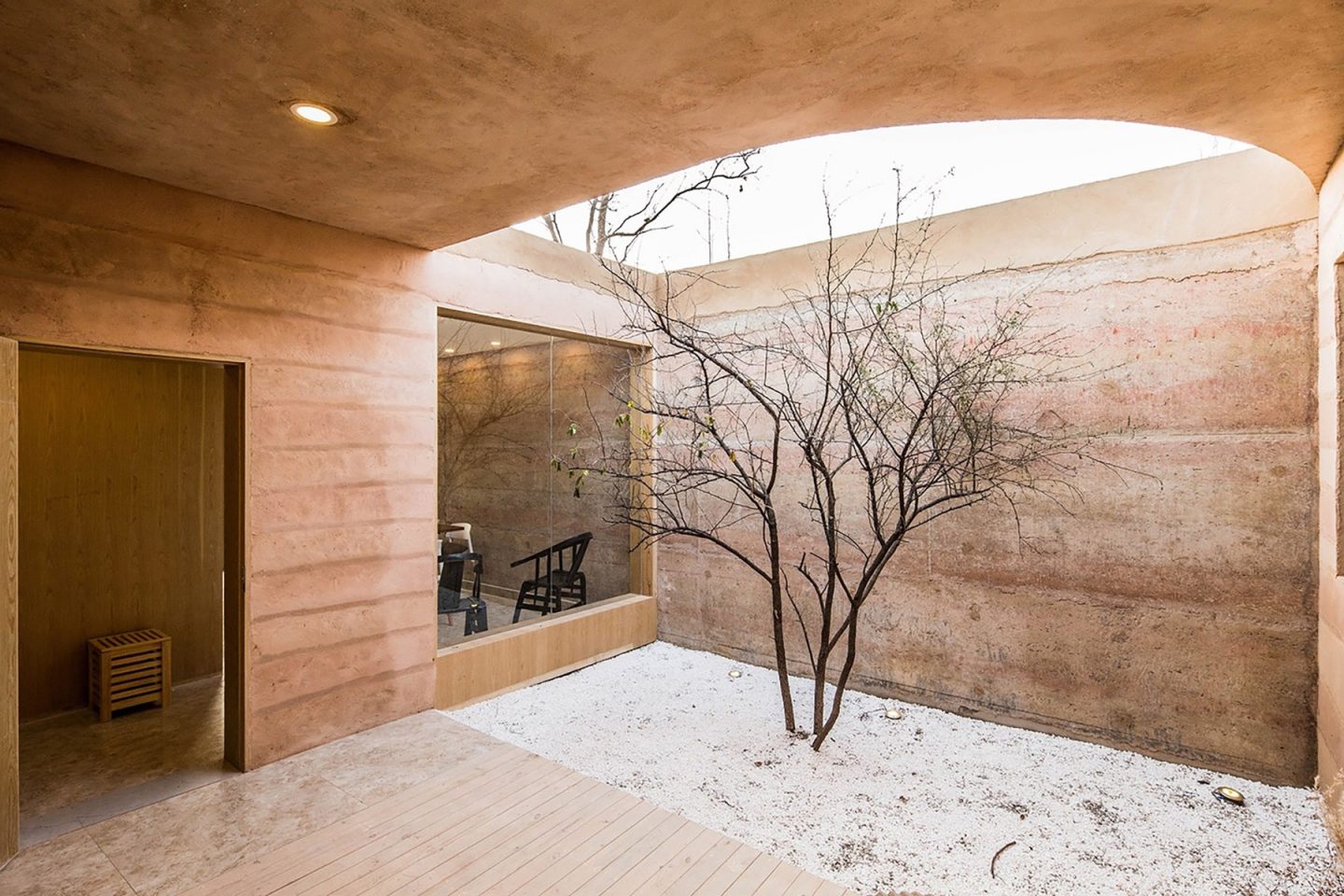 iGNANT-Architecture-hyperSity-The-Cave-House-10