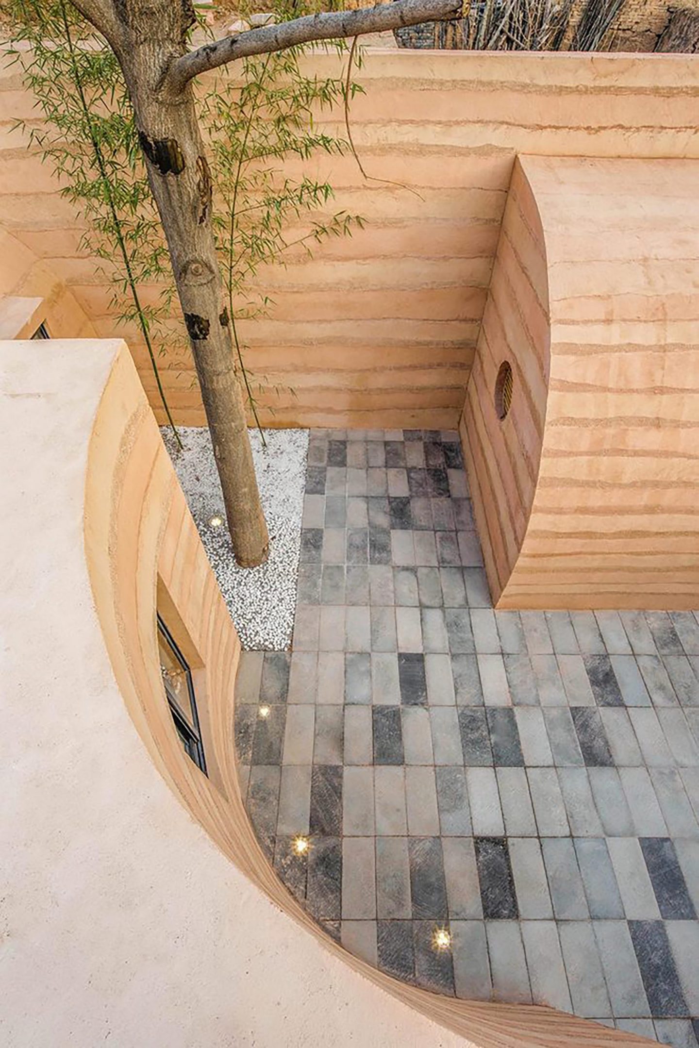iGNANT-Architecture-hyperSity-The-Cave-House-15