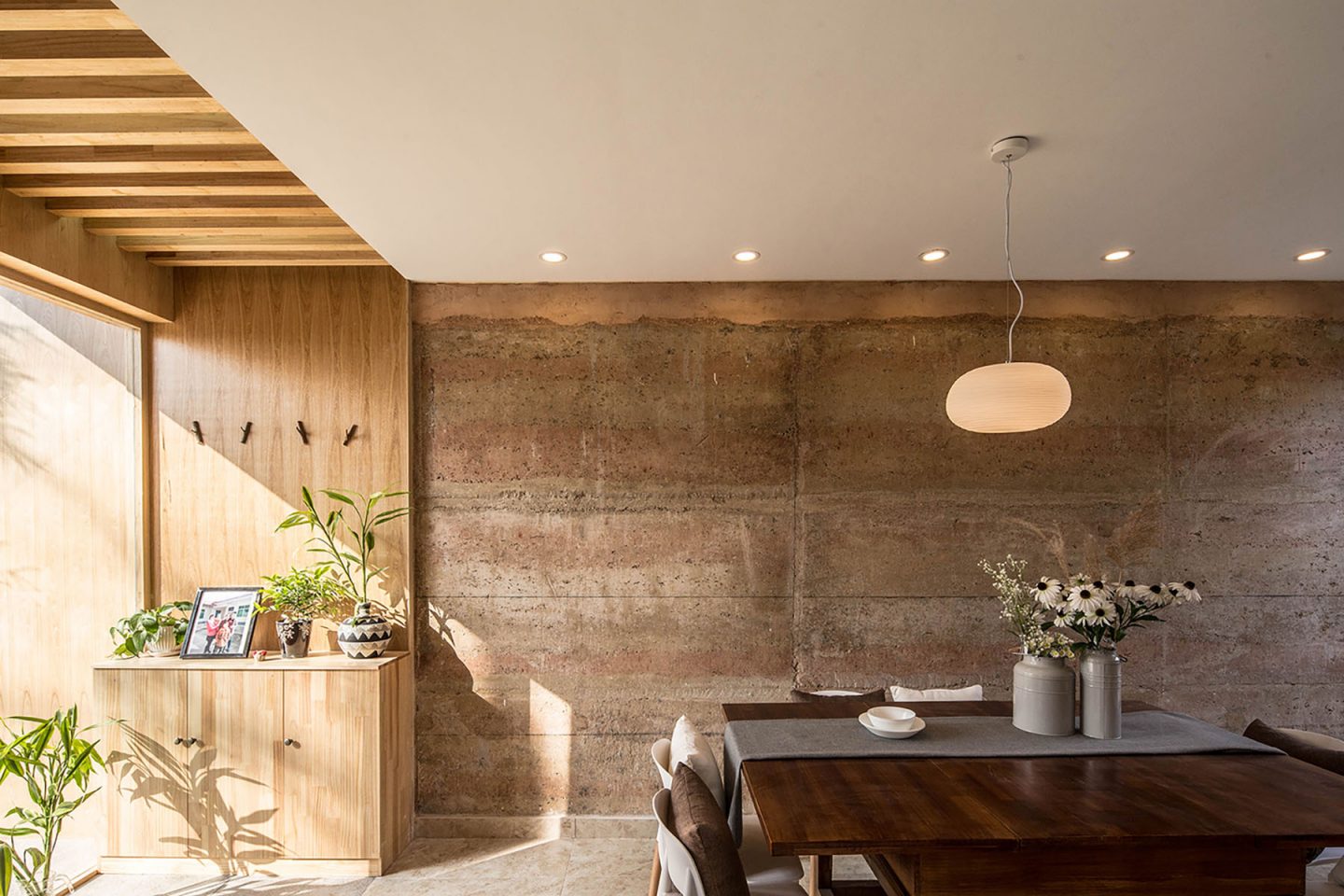 iGNANT-Architecture-hyperSity-The-Cave-House-23