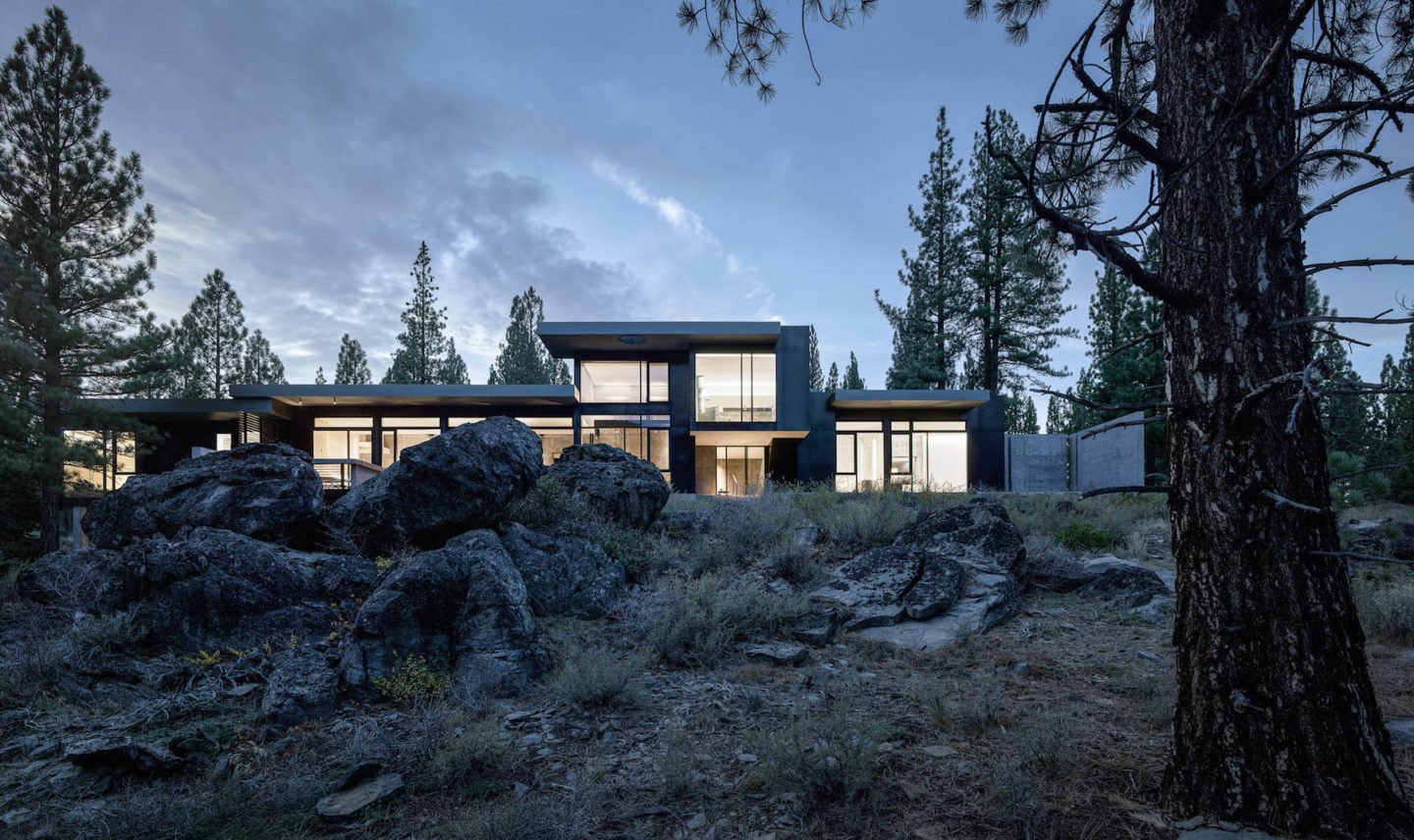 iGNANT-Architecture-Faulkner-Architects-Creek-House-16