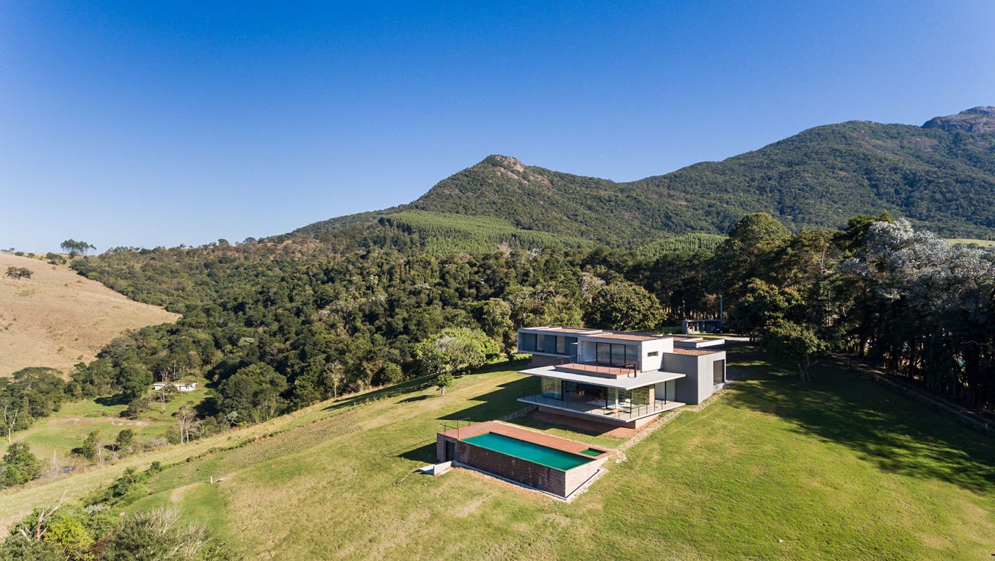 iGNANT-Architecture-Felipe-Rodrigues-Moenda-House-016