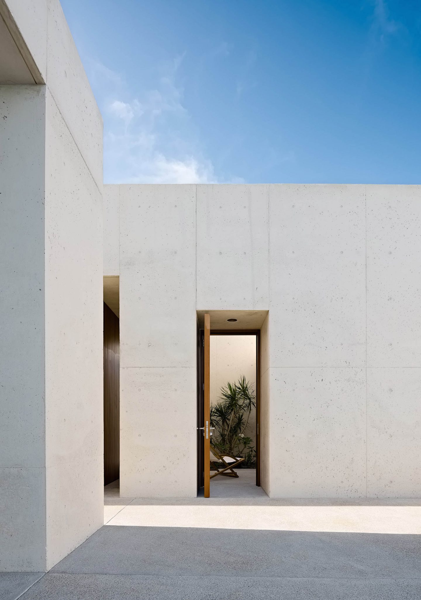 iGNANT-Architecture-Rick-Joy-Architects-La-Cabanon-12