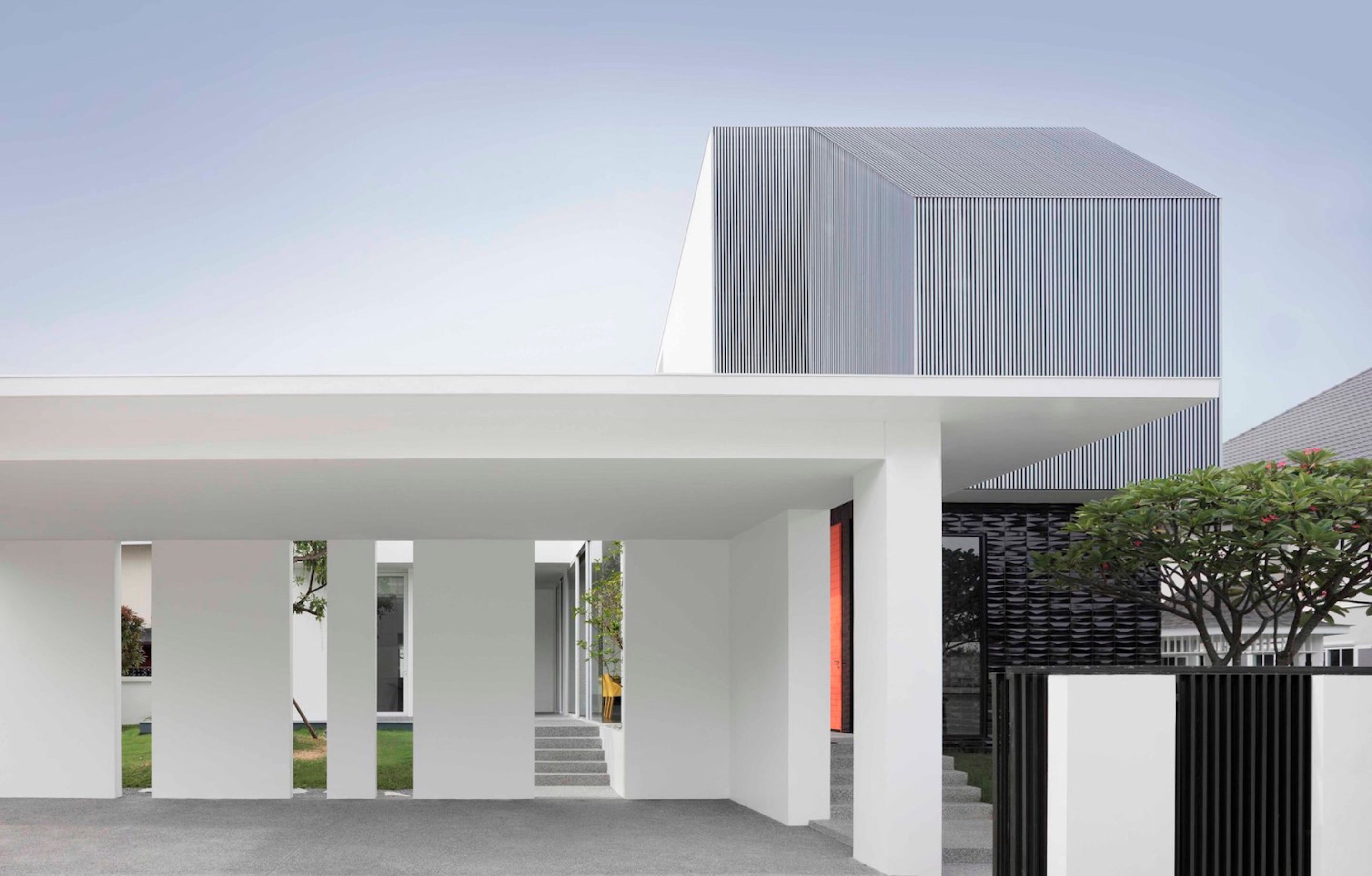 White Box House By Ayutt And Associates Design Ignant