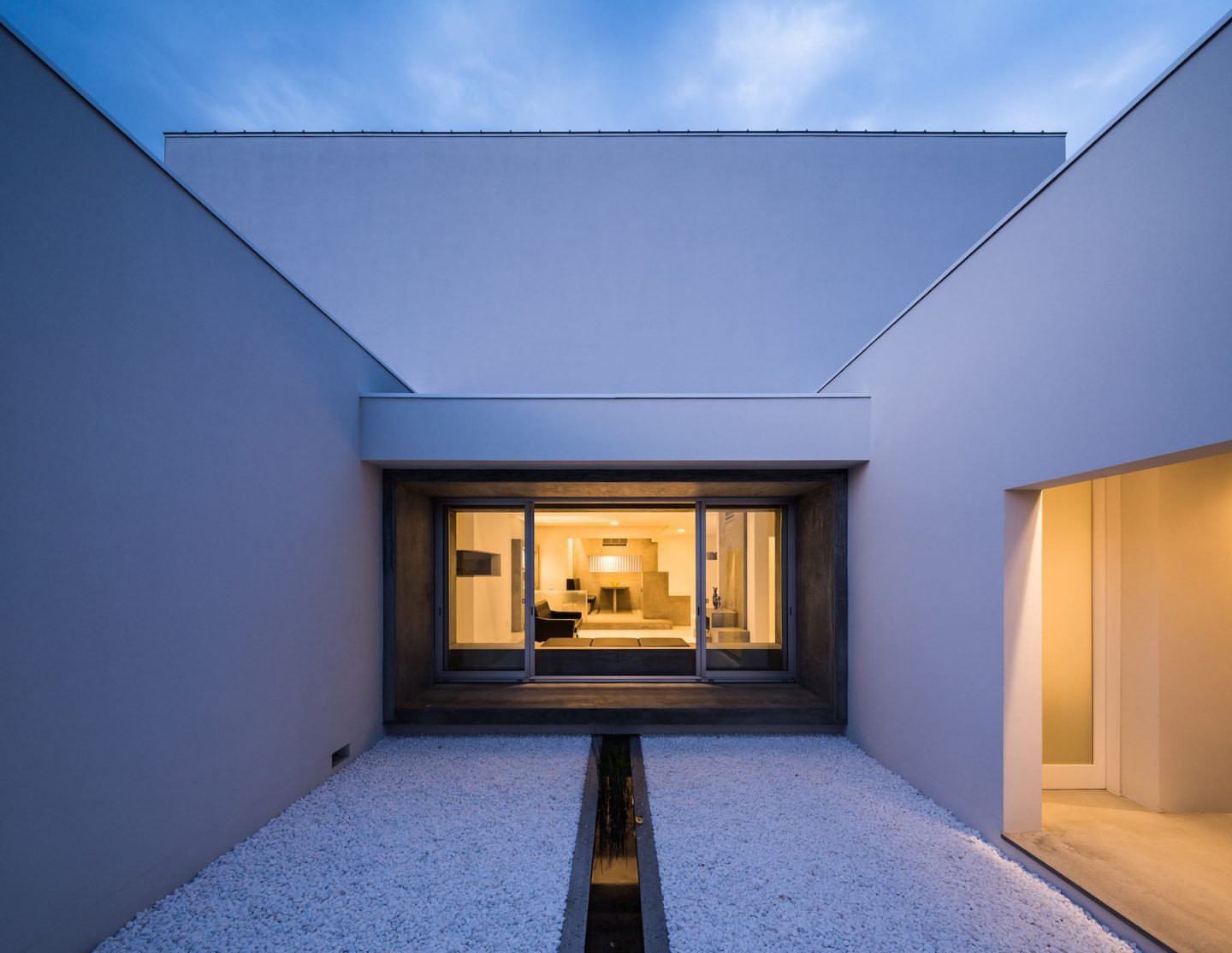 iGNANT-Architecture-Kouichi-Kimura-Courtyard-House-02