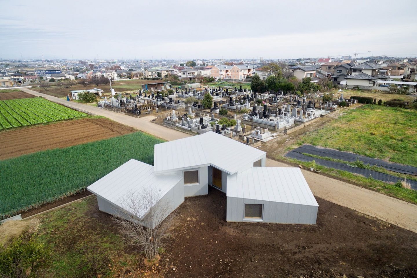 iGNANT-Architecture-Miya-Akiko-Roofs-And-Window-003