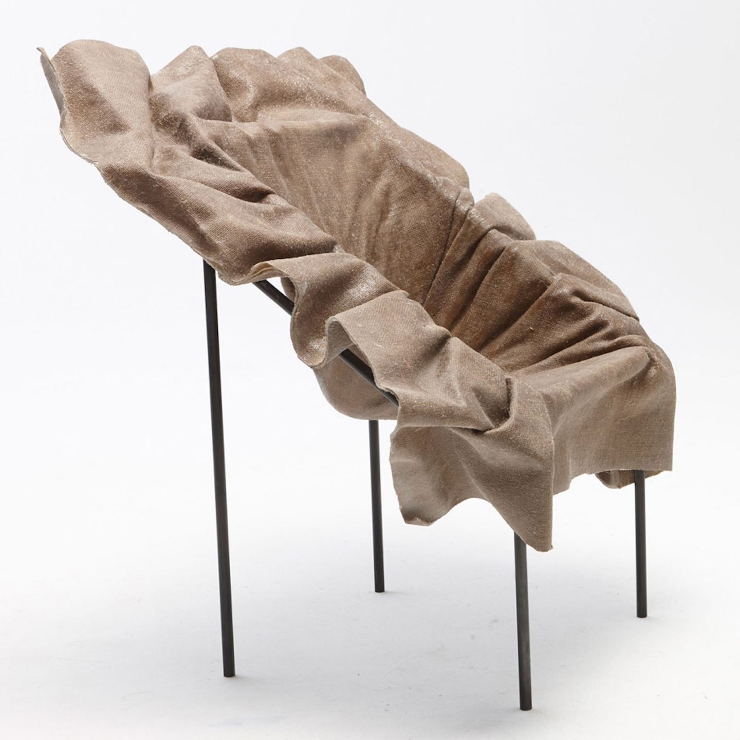 iGNANT-Design-Demeter-Fogarasi-Poetic-Furniture-Frozen-Textiles-05