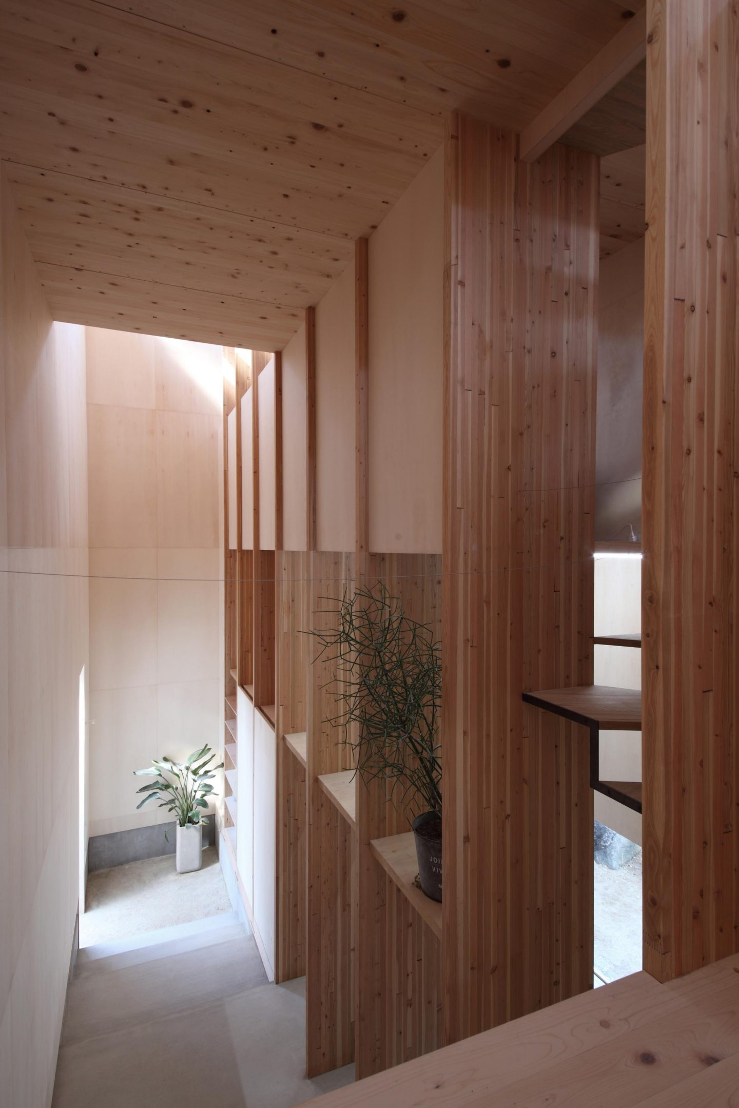 iGNANT-Architecture-katsutoshi-sasak-T-House-17