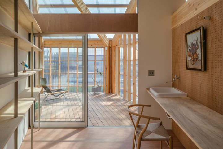 Perspex House Snark Designs A House Clad In Perspex - IGNANT