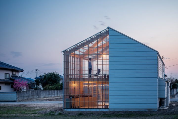 Perspex House Snark Designs A House Clad In Perspex - IGNANT