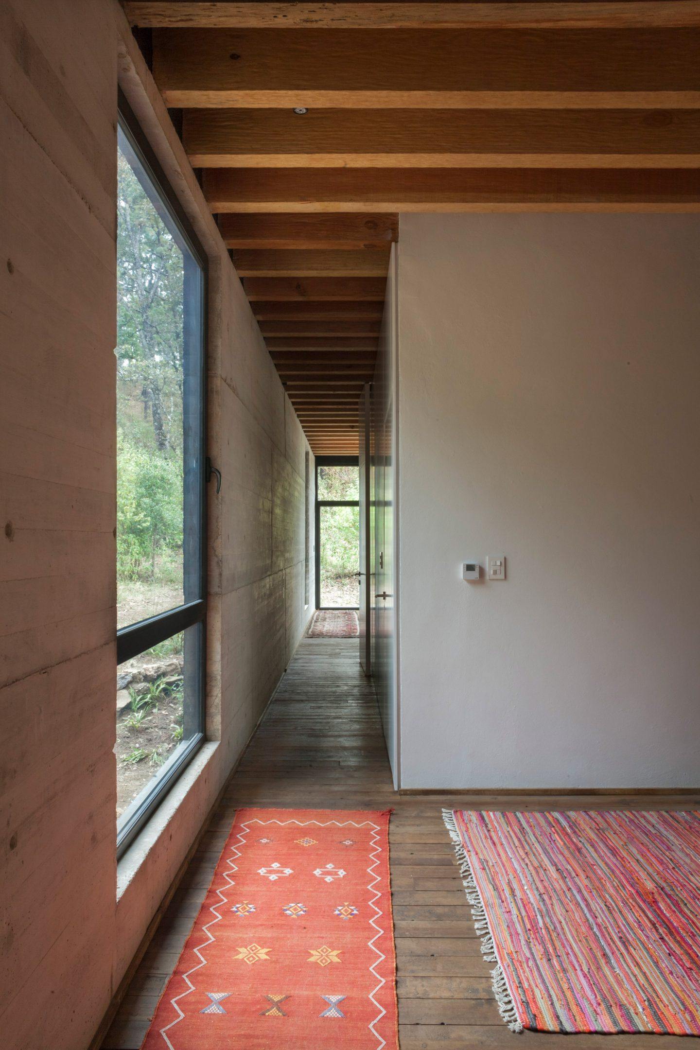 IGNANT-Architecture-Cadaval-Sola-Morales-Casa-De-La-Roca-14