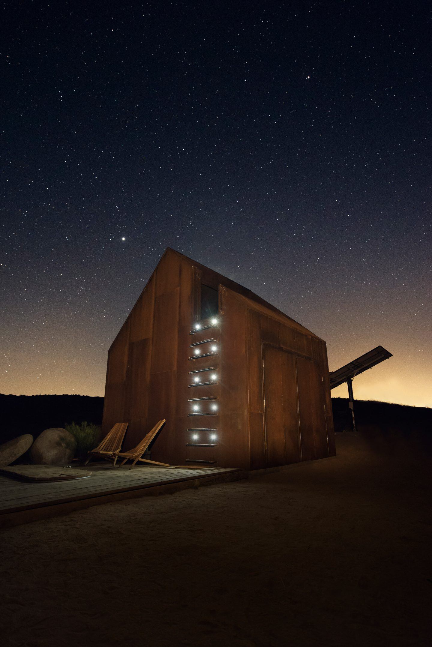 Tiny guest house complete! ✓ …. Off grid life is so crispy in Joshua Tree  🌵