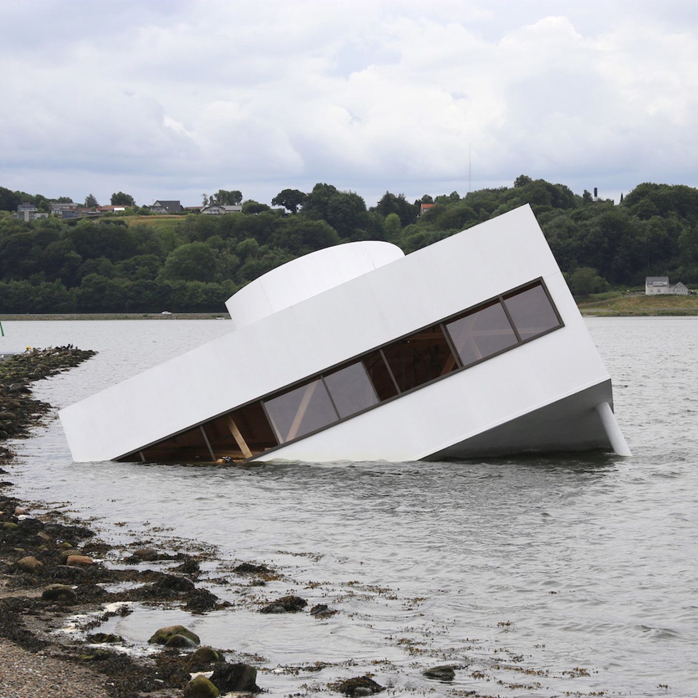 IGNANT-Art-Asmund-Havesteen-Mikkelsen-Flooded-Modernity-4