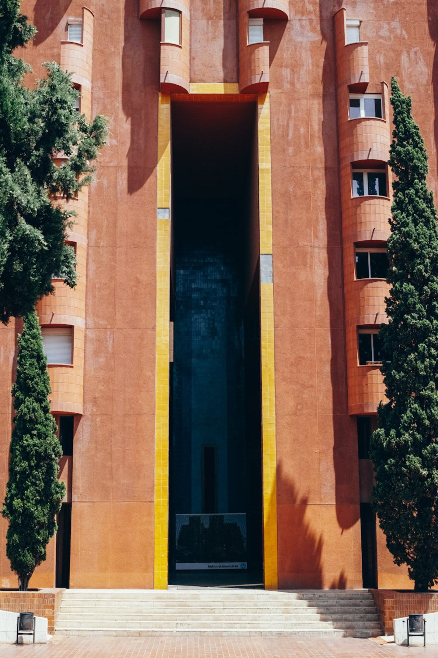 iGNANT-Architecture-Ricardo-Bofill-Walden7-003