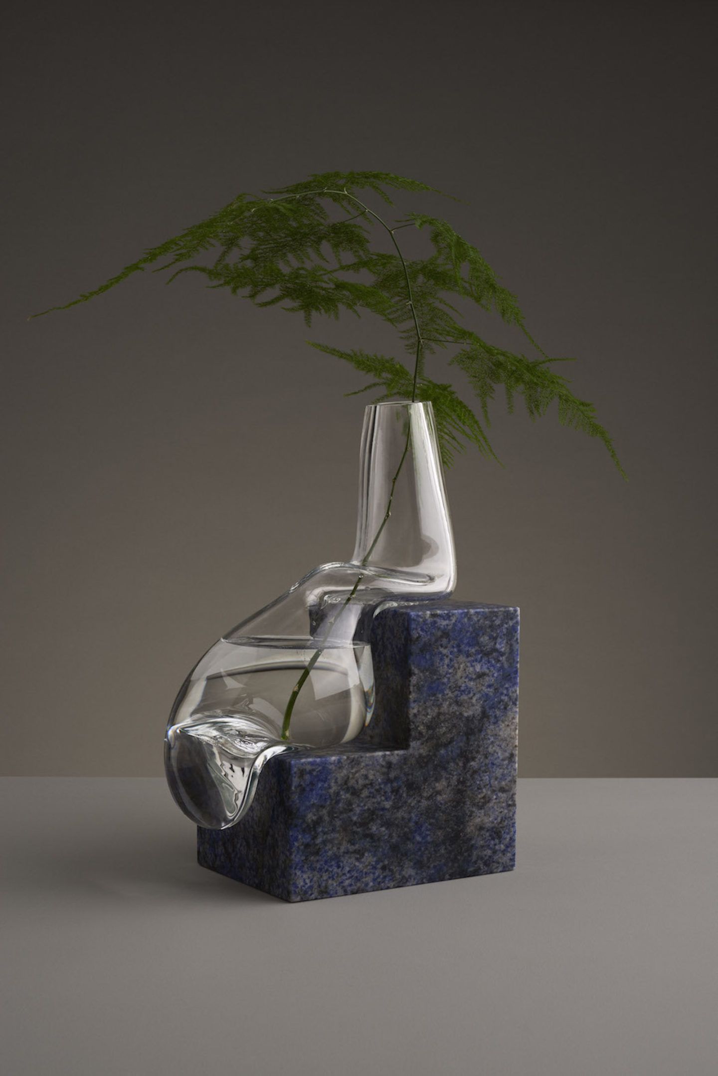Design-Indefinite-Vases-Stuio-EO-38