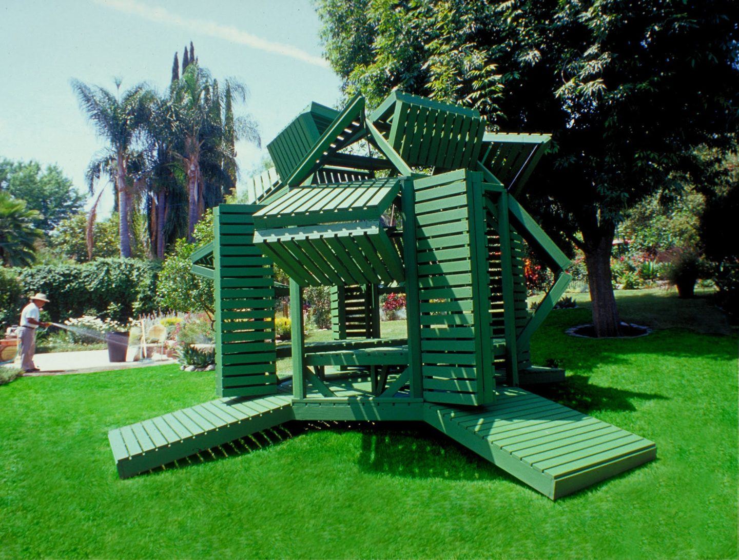 IGNANT-Architecture-Michael-Jantzen-Interactive-Garden-Pavilion-8