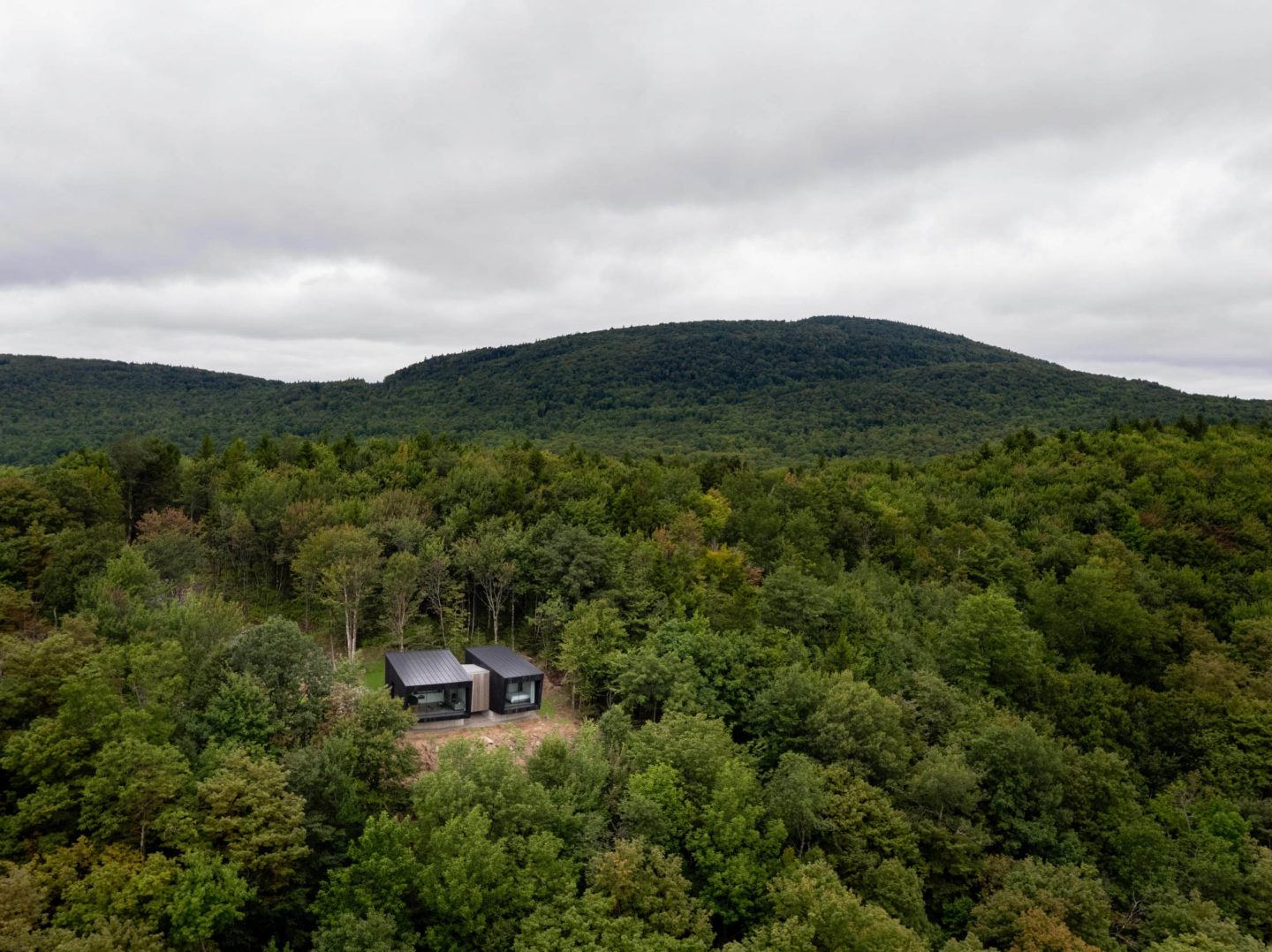 IGNANT-Architecture-Nature-Humaine-La-Bionocle-Cabin-4