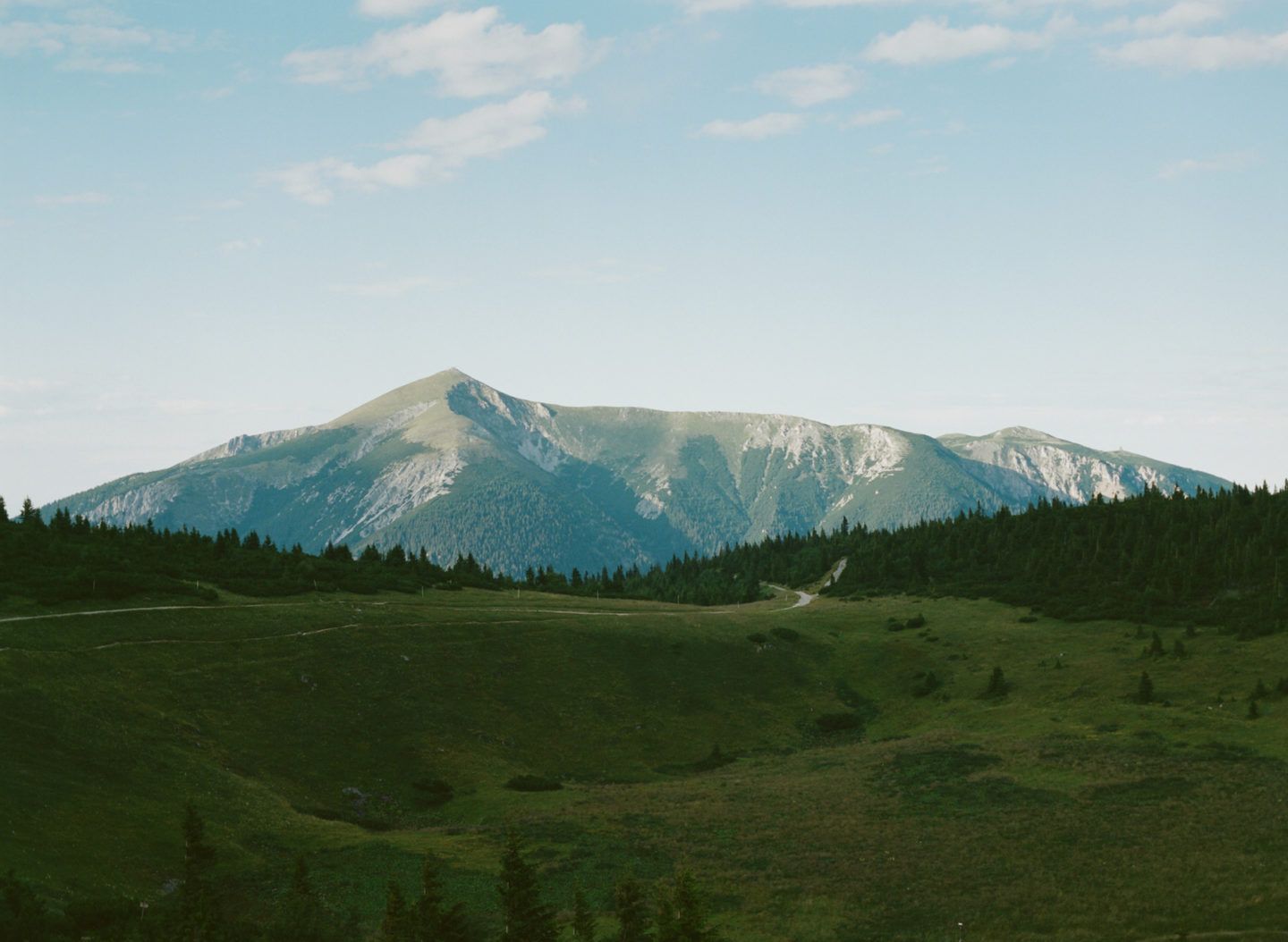 IGNANT-Travel-Best-Of-Road-Trips-Austria-Daniel-Gebhart-de-Koekkoek-02