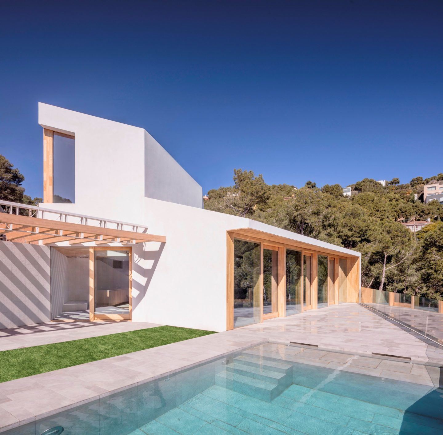 IGNANT-Architecture-5AM-Arquitectura-House-In-Tamariu-002