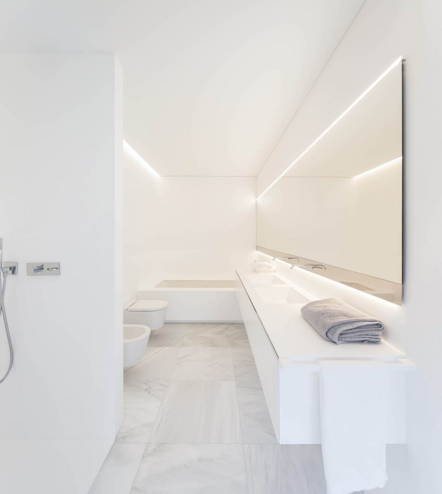 IGNANT-Architecture-Fran-Silvestre-Arquitectos-Hofmann-House-12