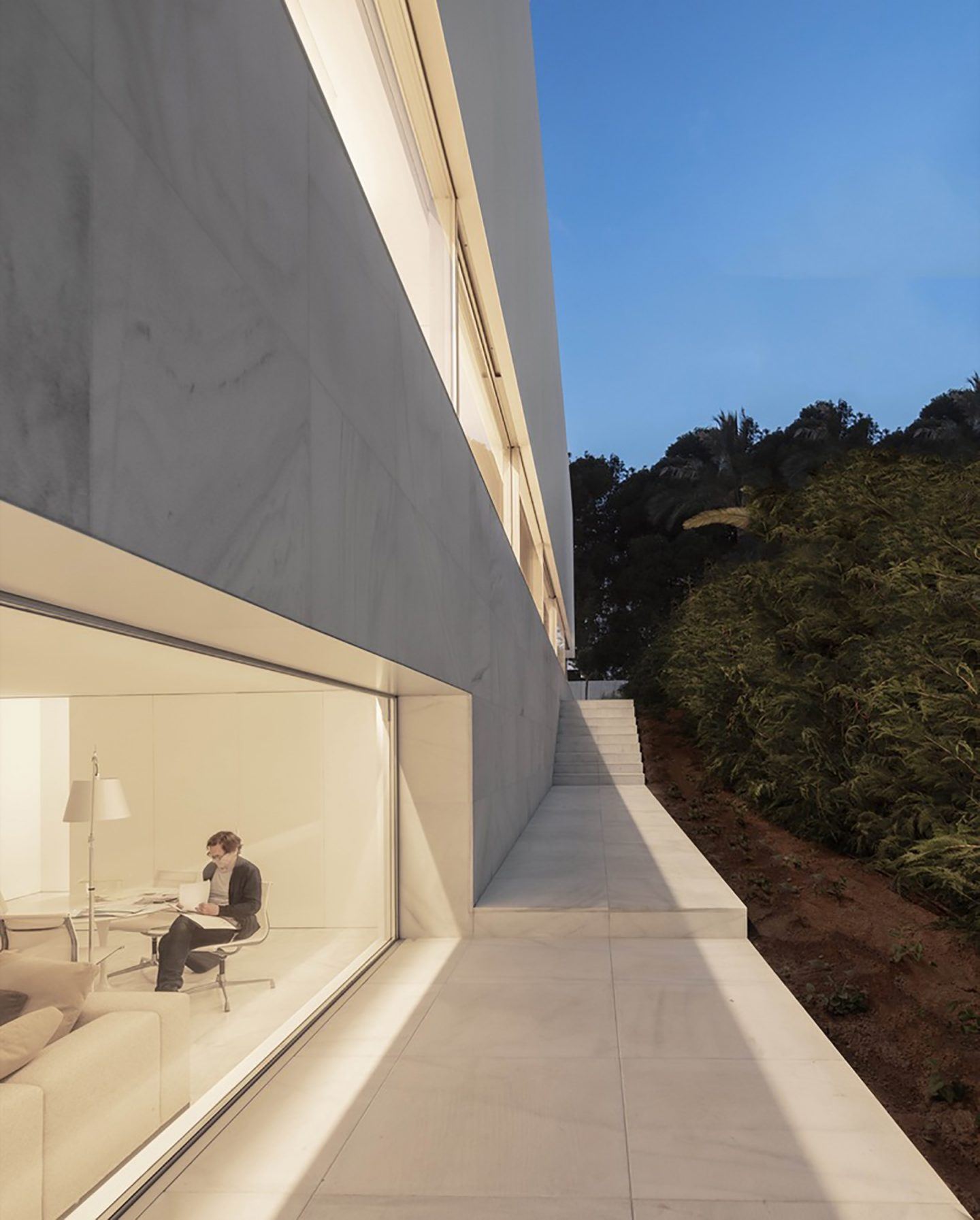 IGNANT-Architecture-Fran-Silvestre-Arquitectos-Hofmann-House-20