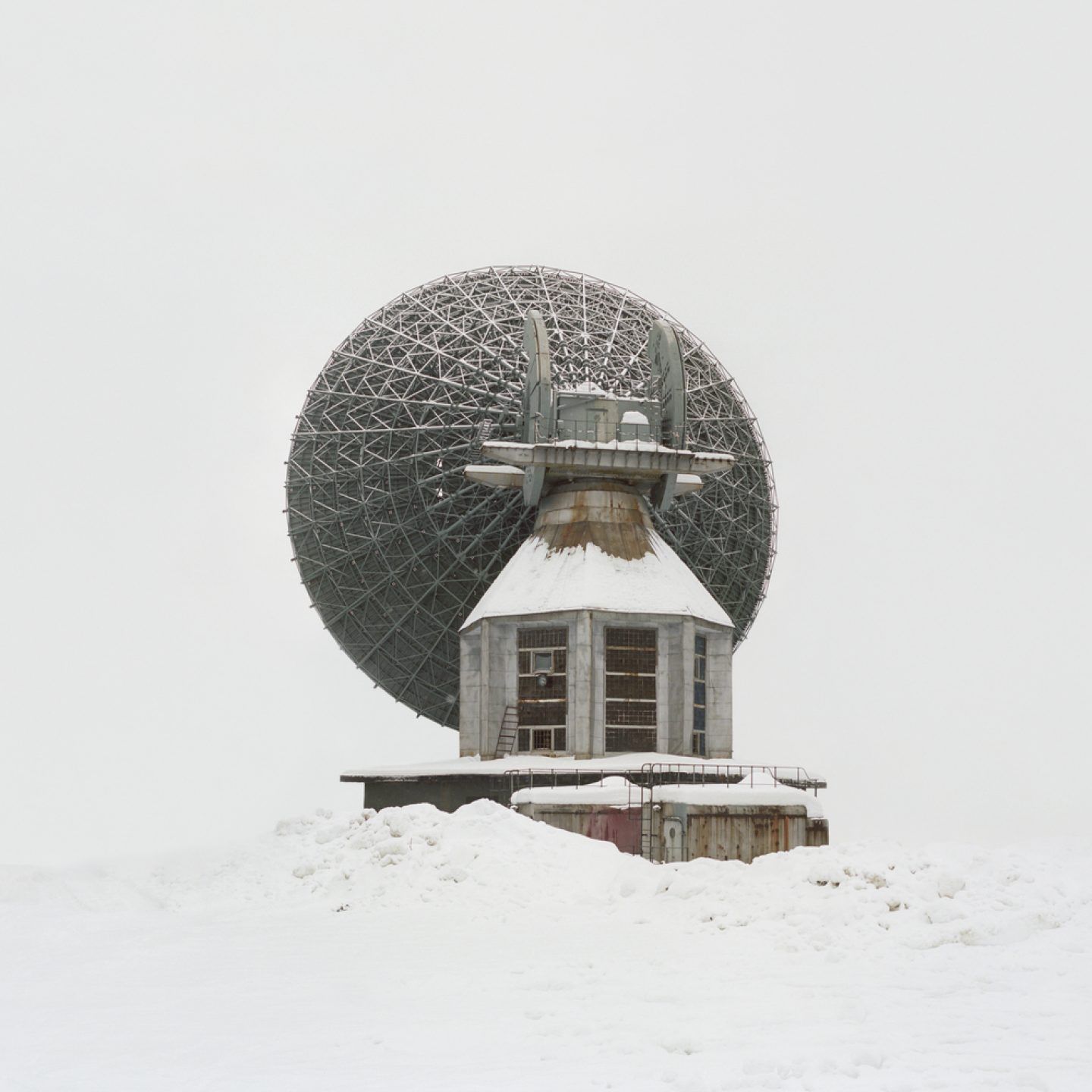 IGNANT-Art-Danila-Tkachenko-Abandoned-Soviet-Architecture-6