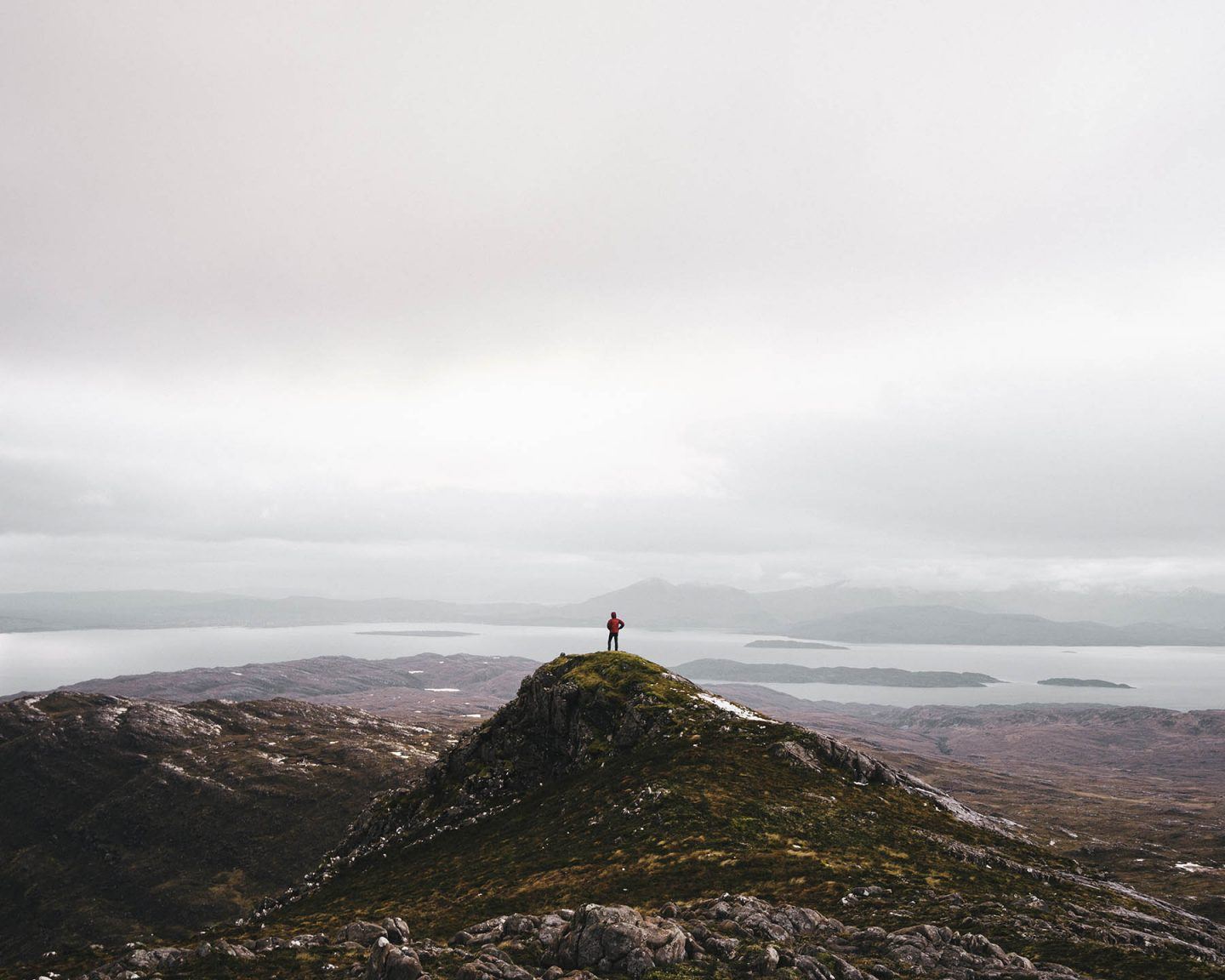 IGNANT-Photography-Ruairidh-Mcglynn-Emerging-Land-6