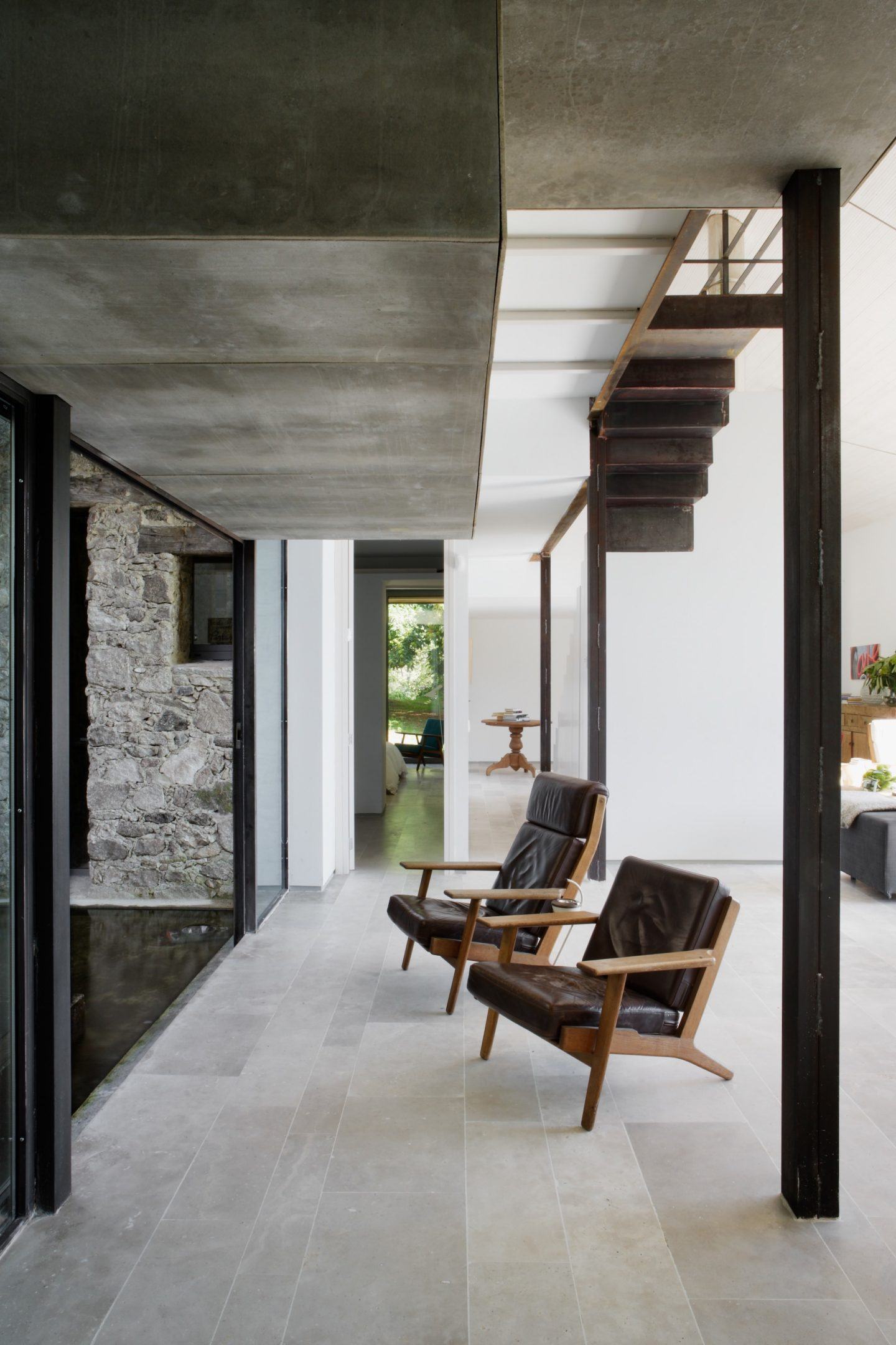 IGNANT-Travel-Abaton-Arquitectura-Finca-Extremadura-015