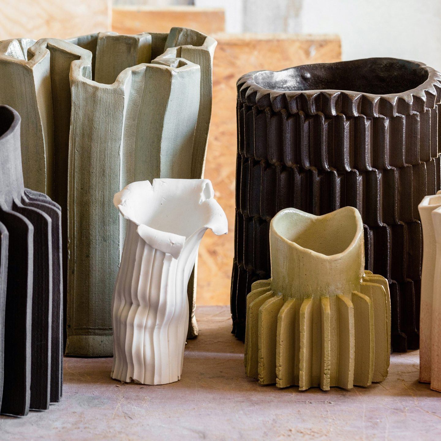 floriswubbenpressedceramicvases2012