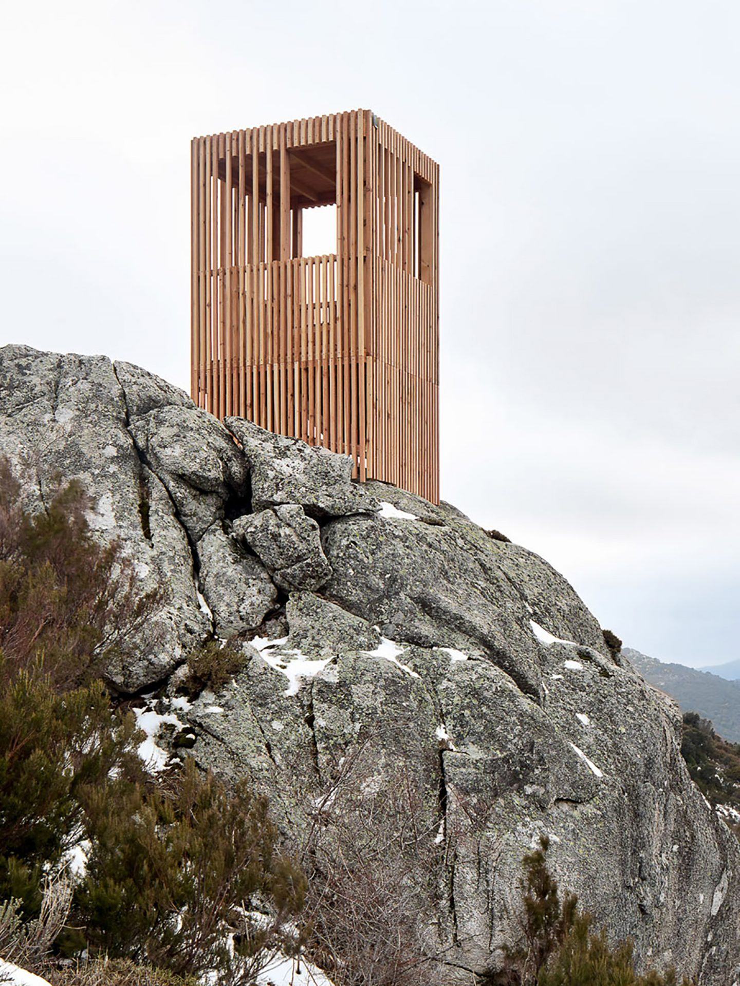 IGNANT-Architecture-Orma-Observatoire-Du-Cerf-Corse-3