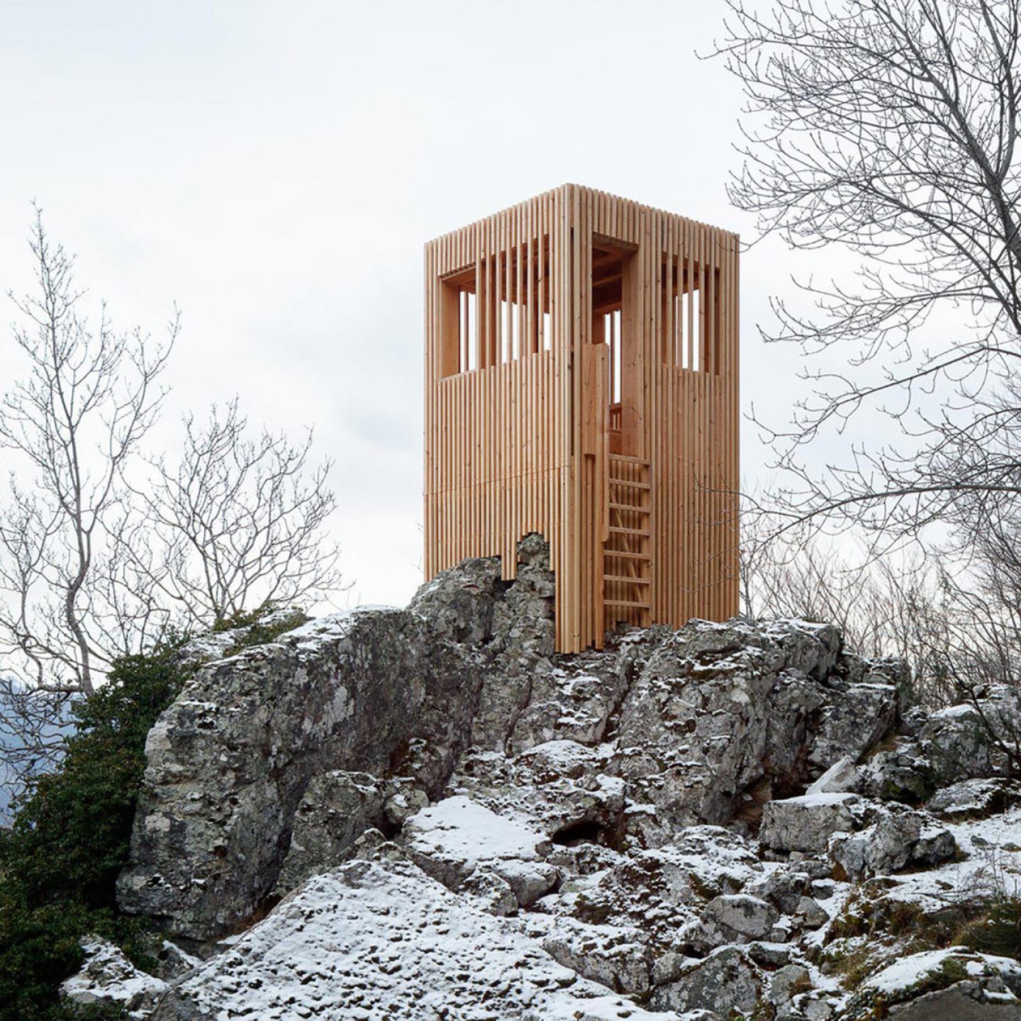 IGNANT-Architecture-Orma-Observatoire-Du-Cerf-Corse-7