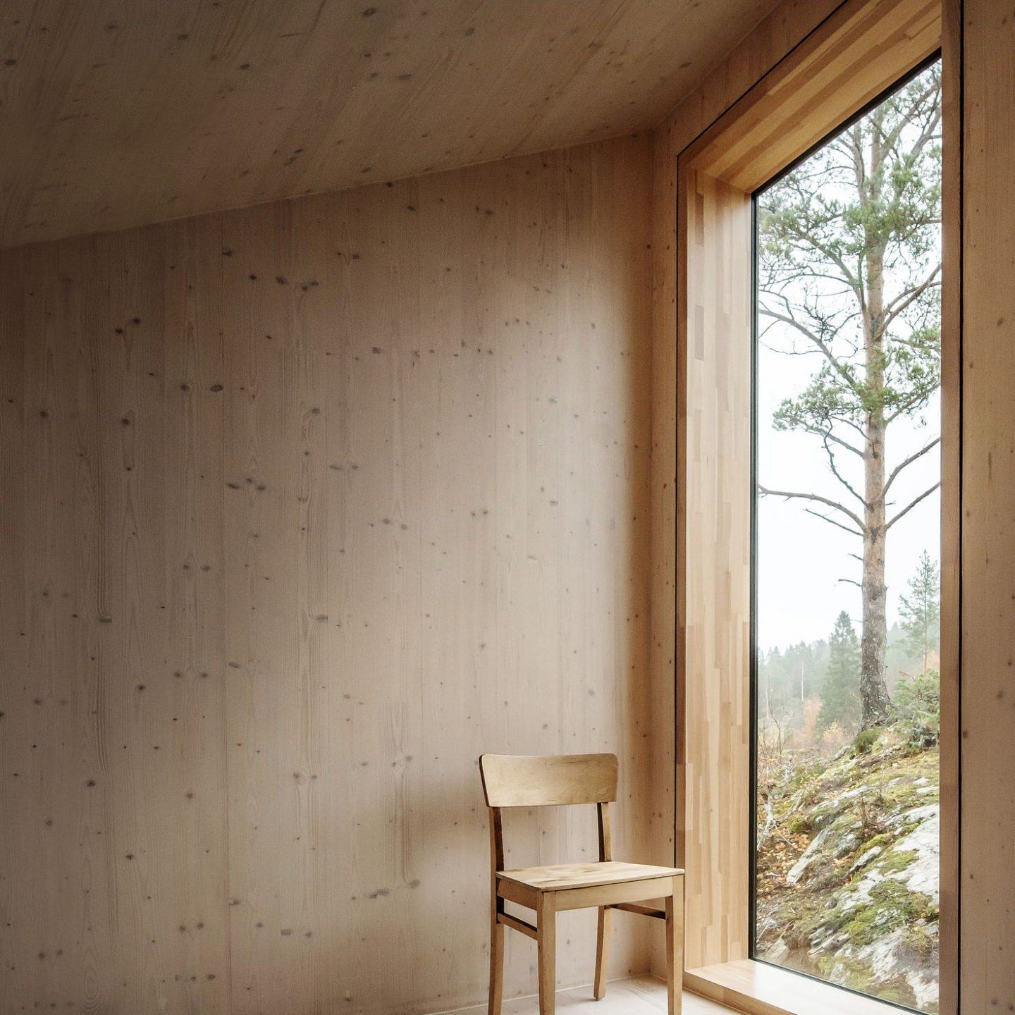 IGNANT-Architecture-Sanden-Hodnekvam-Cabin-Rones-15