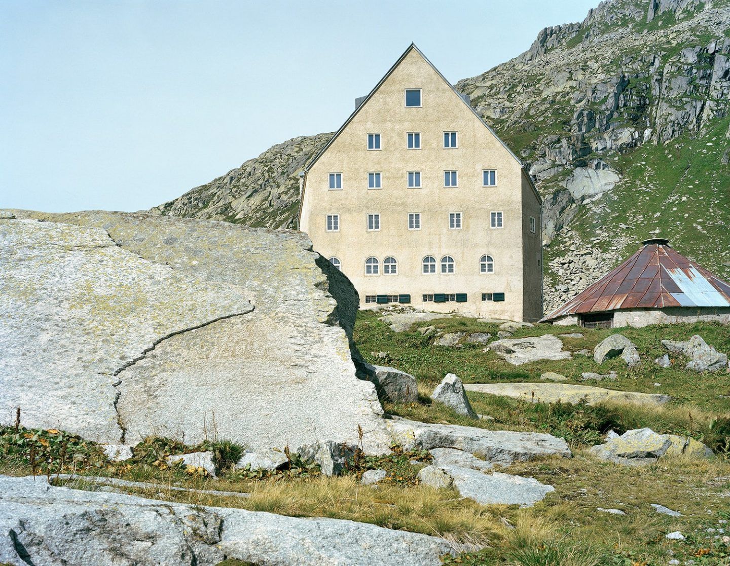 IGNANT-Architecture-Miller-Maranta-Old-Hospice-St-Gotthard-Pass-4