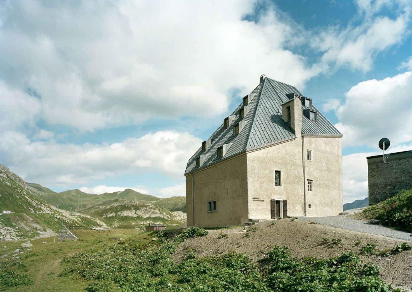 IGNANT-Architecture-Miller-Maranta-Old-Hospice-St-Gotthard-Pass-9