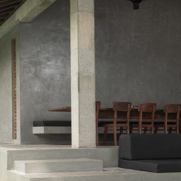 This Concrete Villa On A Sri Lankan Beachfront Maximizes Its Tropical ...